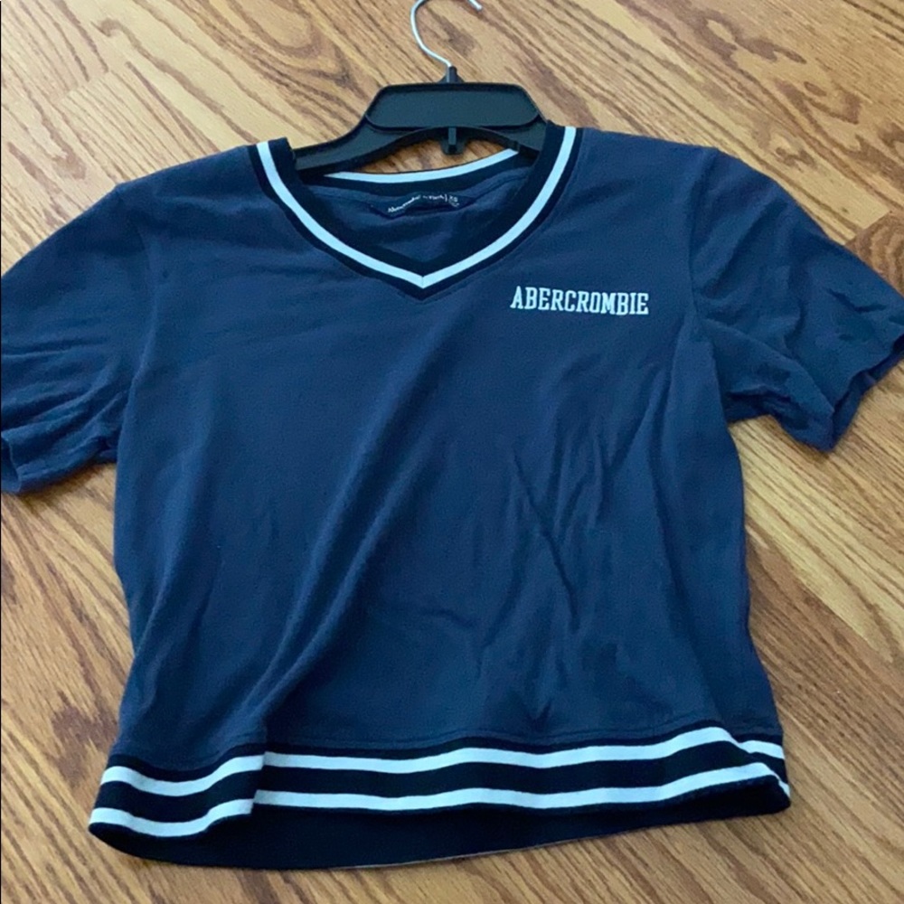 cropped t shirt